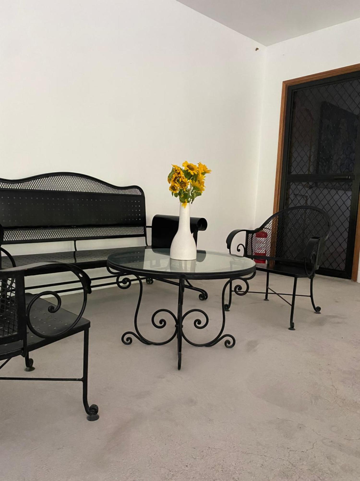 Balai Benedicere Bed & Breakfast Bacnotan Екстер'єр фото